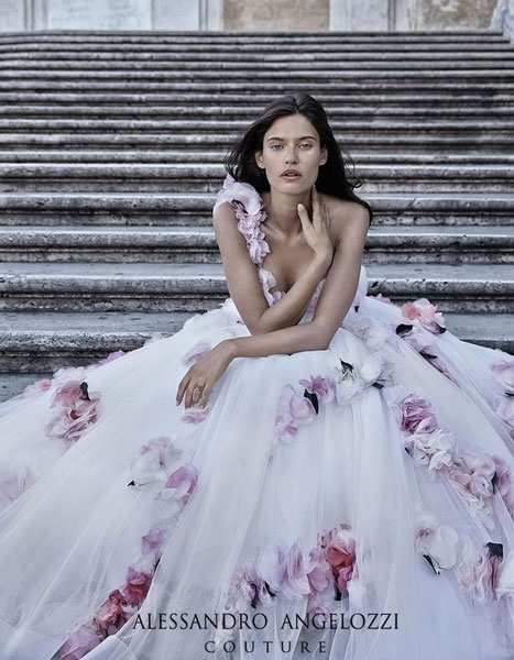 Вечная красота: свадебная коллекция Alessandro Angelozzi Couture (ФОТО) Вечная красота: свадебная коллекция Alessandro Angelozzi Couture (ФОТО)